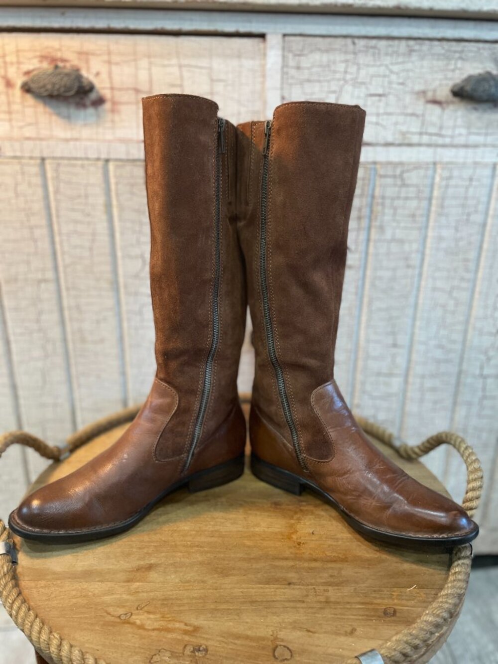 Born Tall Brown Leather Riding Boots Women’s 7M Knee High Boho Equestrian Boots - Picture 5 of 12